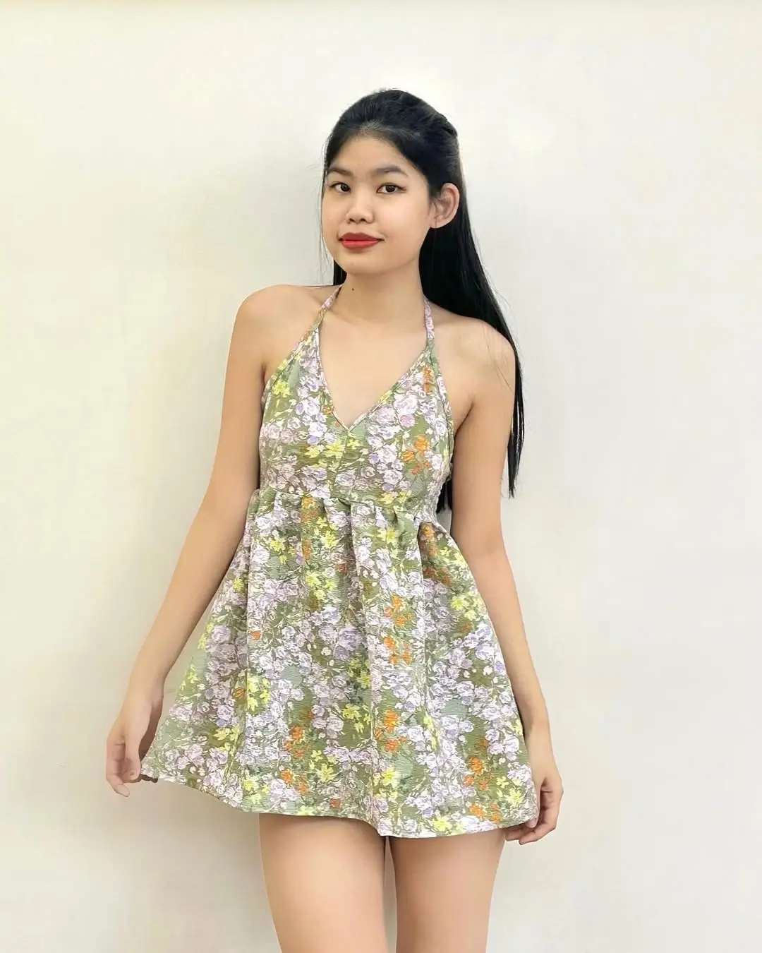 floral summer sleeveless dresses 2026 Fresh Green Florals and Youthful Energy