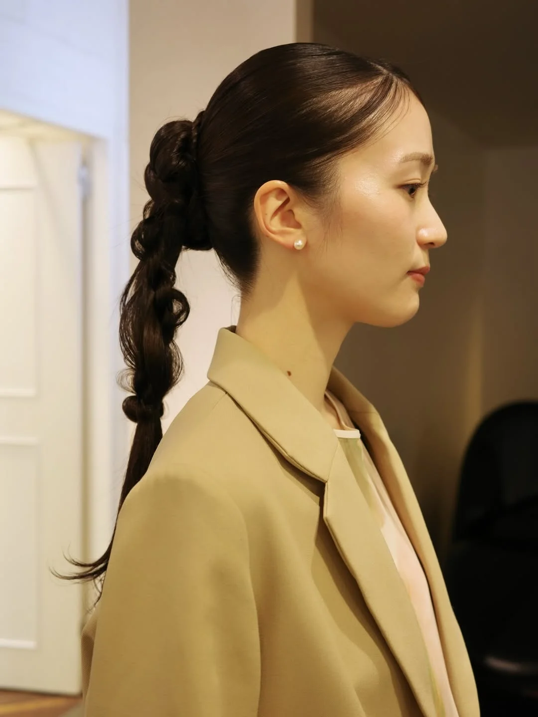 best summer easy hairstyle 2026 Sleek Bubble Braid Ponytail