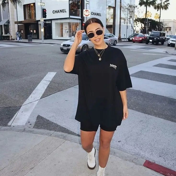 biker shorts outfits summer 2026 City Minimal: The All-Black Oversized Mood