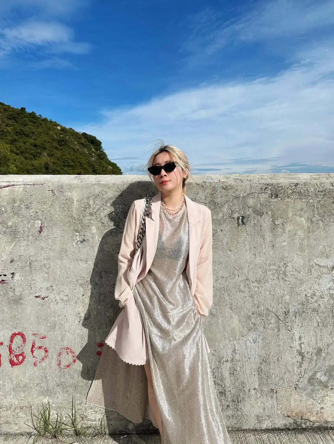 casual summer blazer outfits 2026 Sheen and Structure for Late Summer Evenings