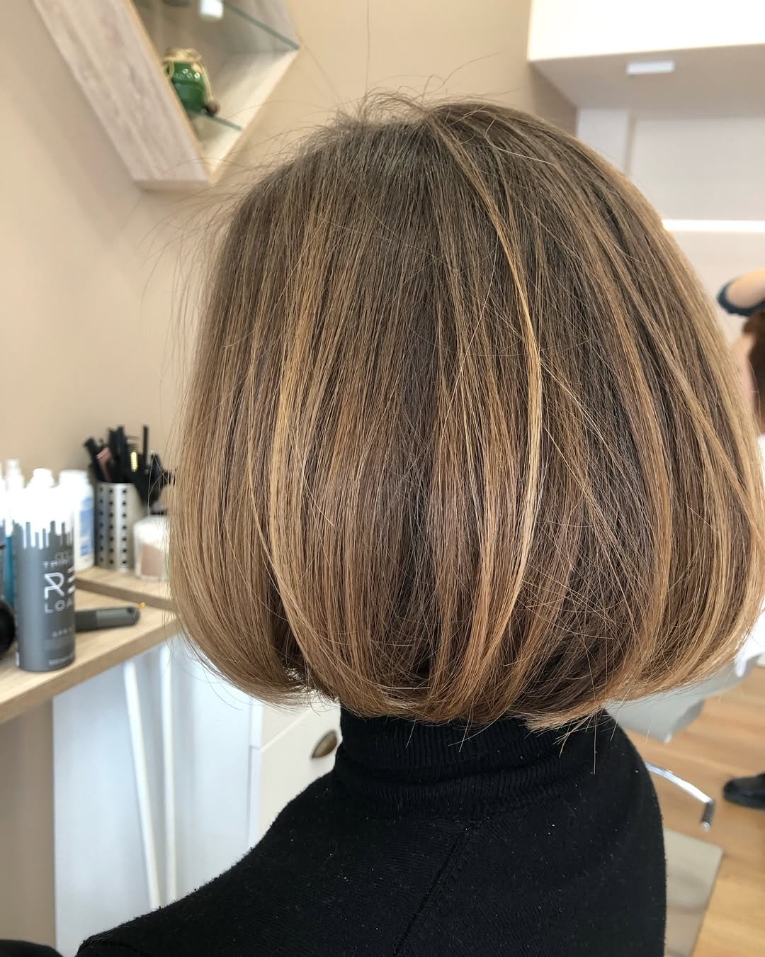 summer bob haircut 2026 Dimensional Brunette Bob with Soft Highlights