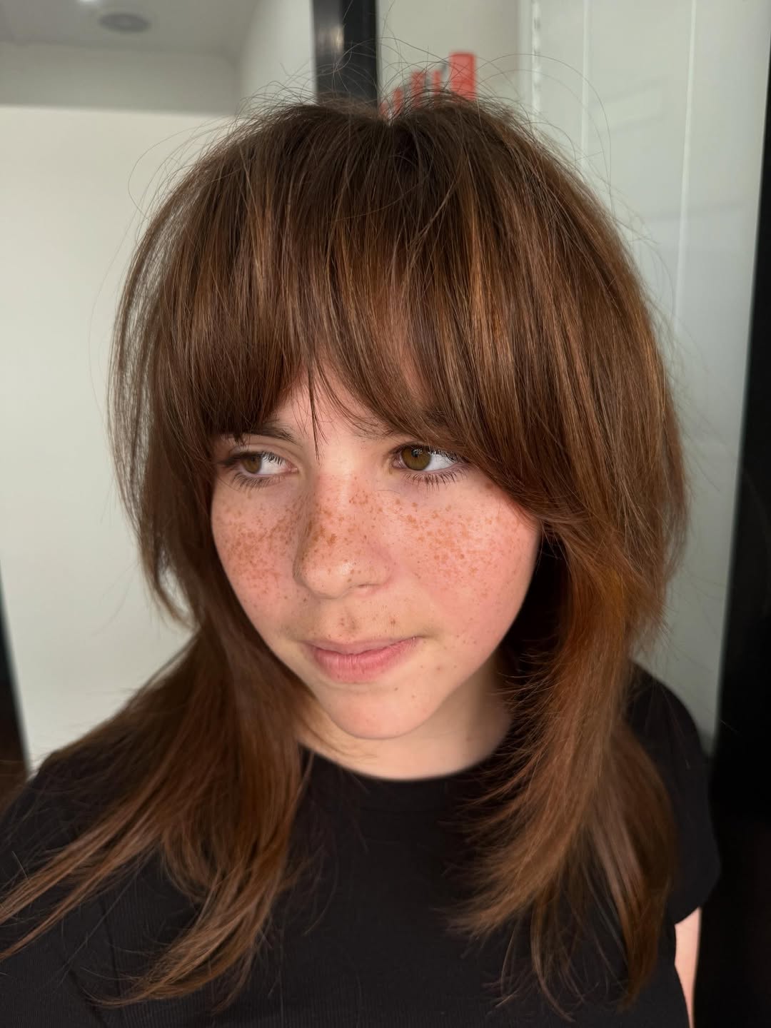 chic summer shag haircut 2026 medium straight shag haircut with bangs