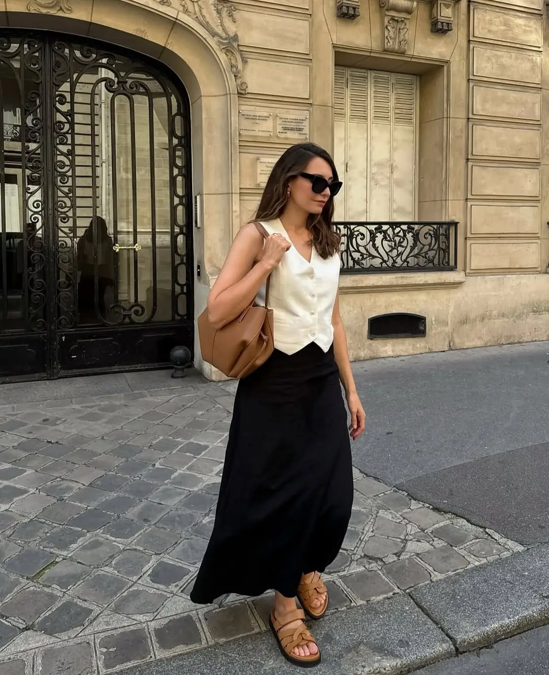 comfy breathable summer outfits 2026 Quiet luxury meets summer movement