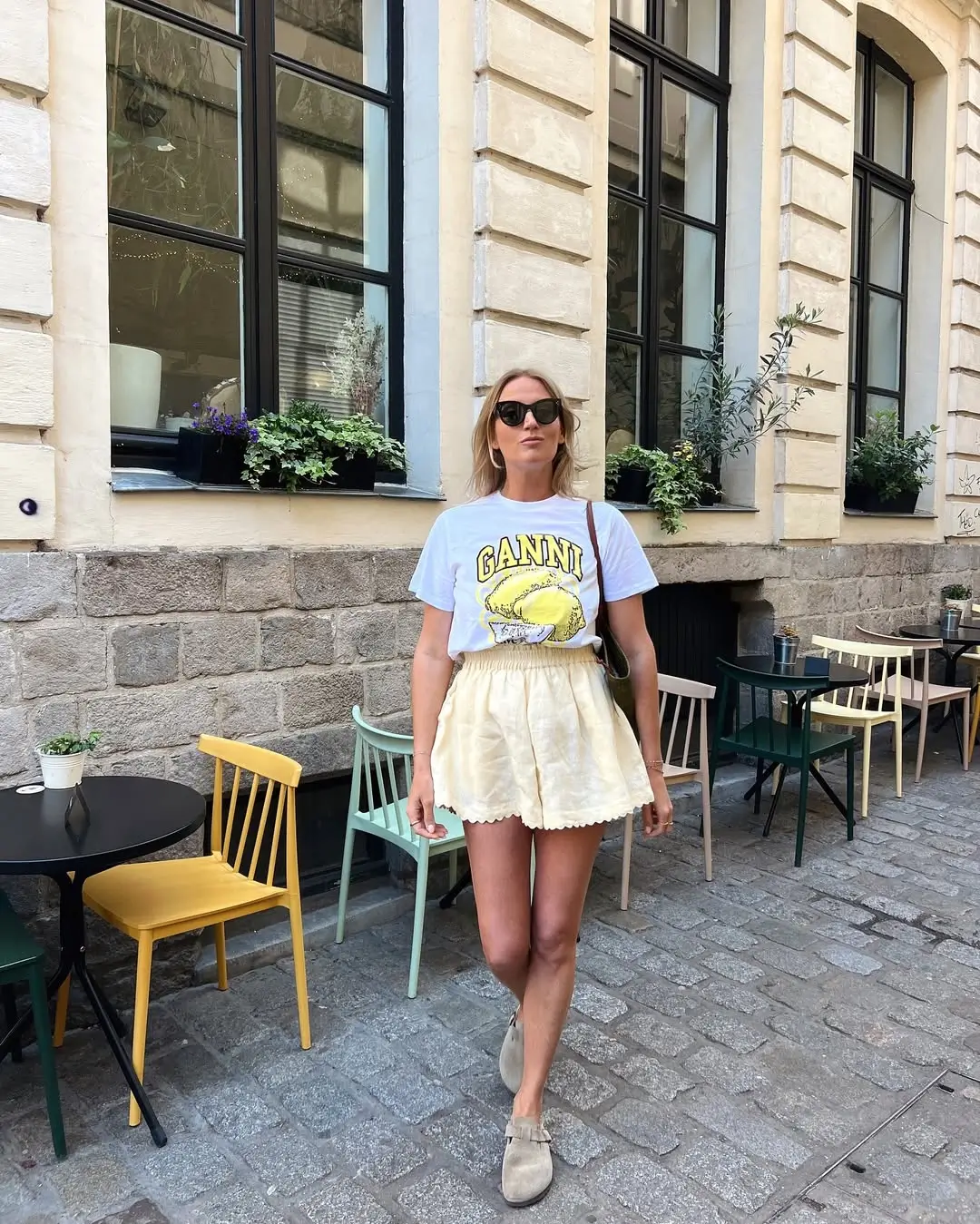 comfy breathable summer outfits 2026 Graphic tees and soft volume