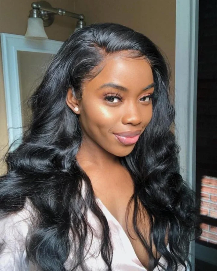 cute summer hairstyle black women 2026 Soft Glam Loose Waves with Natural Lift