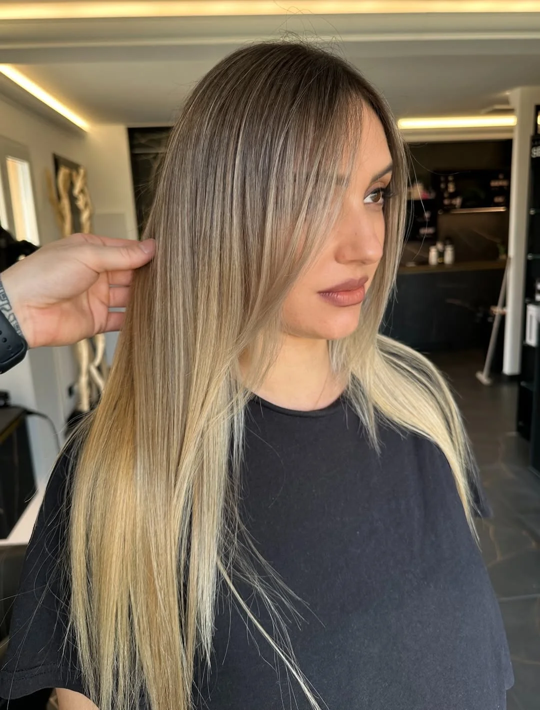 dimensional summer ombre hair color 2026 Precision blonde ombre with sleek contrast