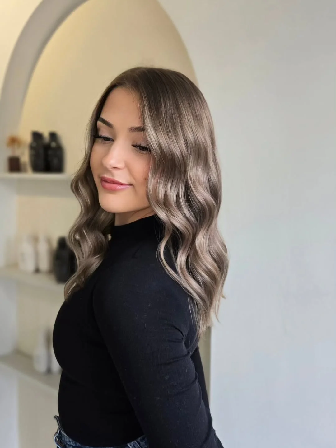 feathered summer haircuts for long hair 2026 Soft Ash Waves with Subtle Feathered Texture