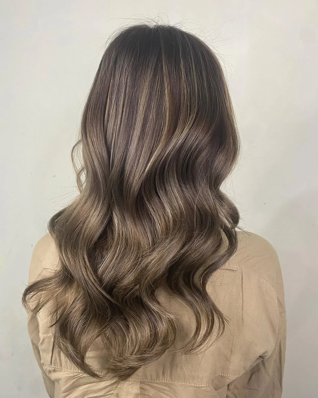 flattering summer hairstyles ideas 2026 Neutral Beige Waves with Dimensional Shine