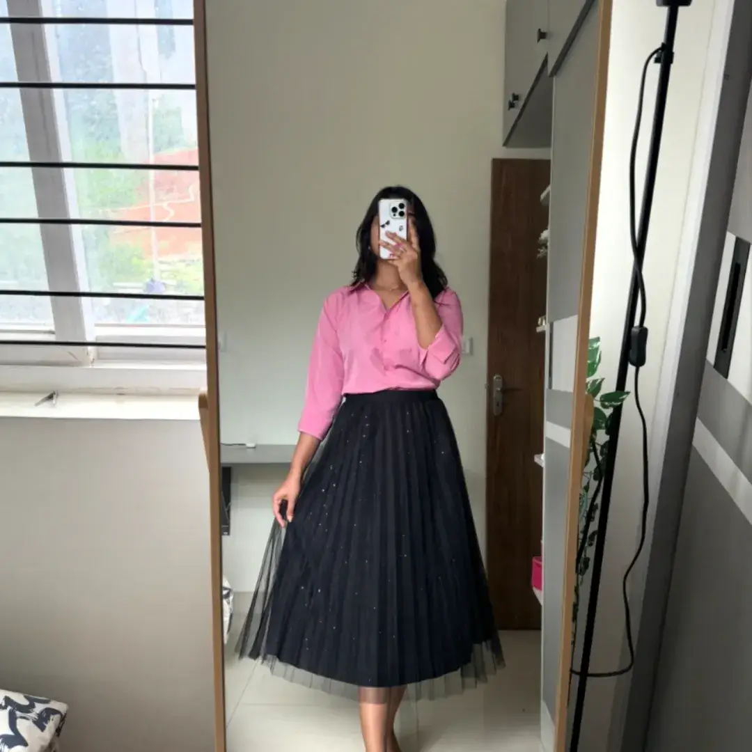 flowy summer skirt outfits 2026 Modern Contrast with Black Tulle Volume