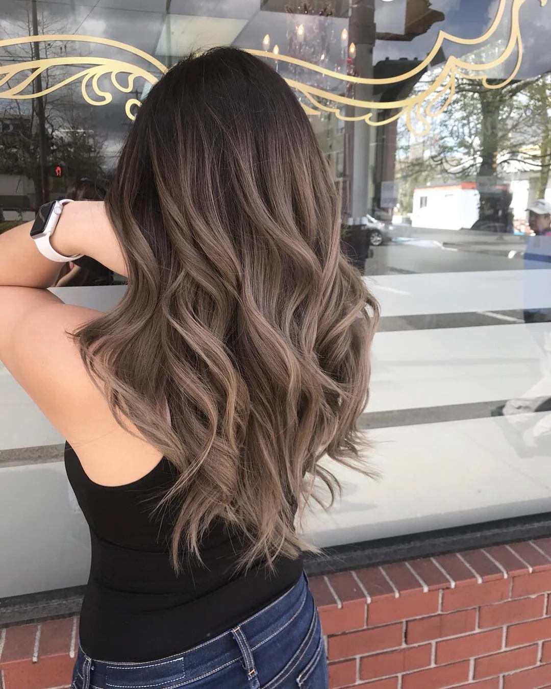 low lift summer mushroom brown hair color 2026 Smoky Mushroom Balayage with Soft Contrast