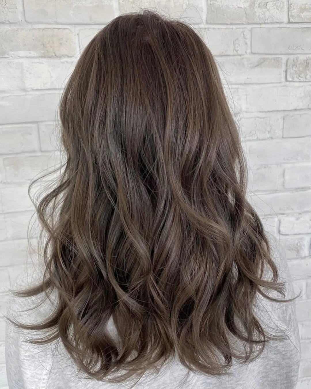 low lift summer mushroom brown hair color 2026 Soft Curly Mushroom Brown with Natural Texture