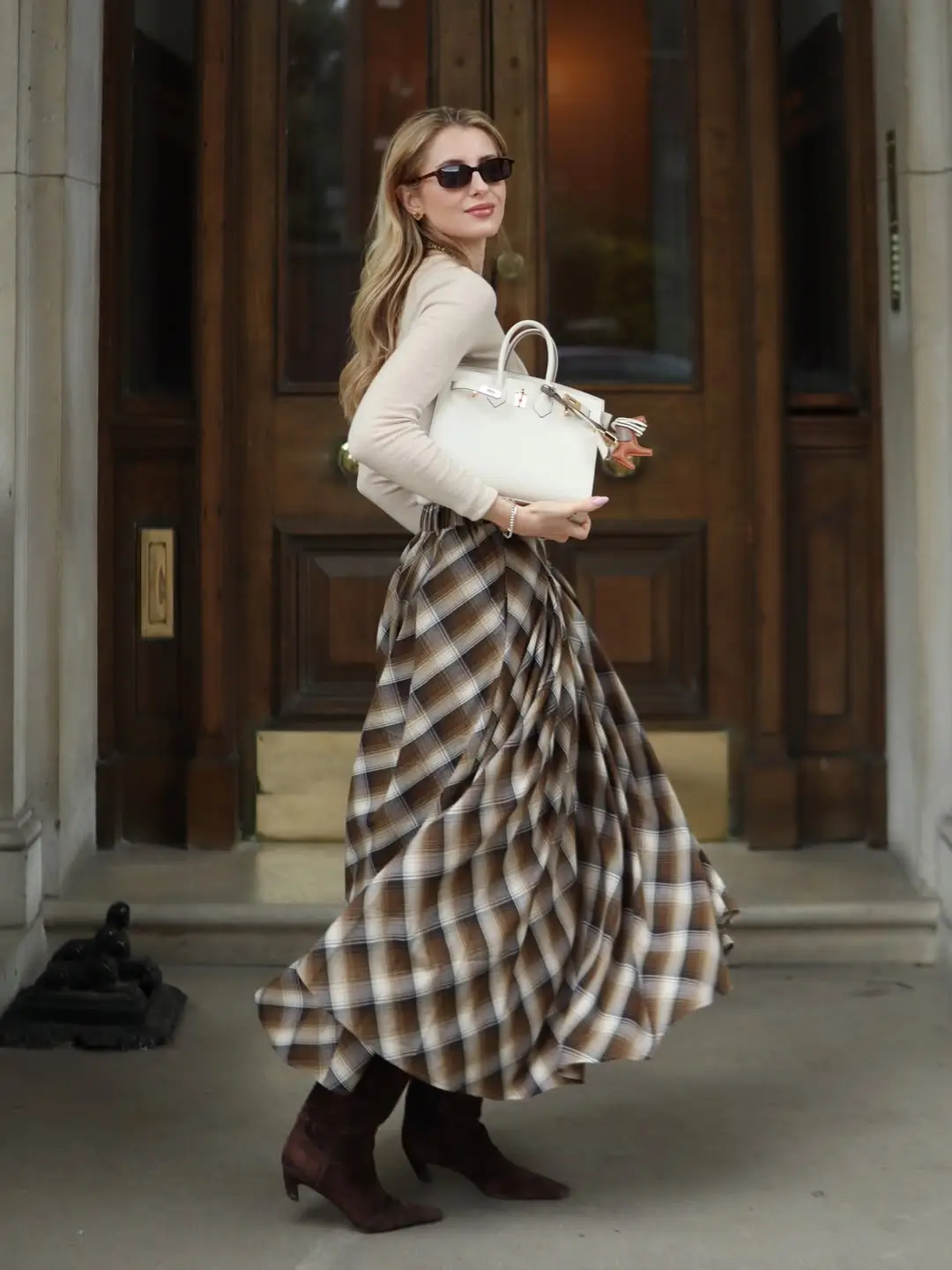 maxi skirt outfits summer 2026 Warm Plaid and Soft Neutrals for Everyday Romance