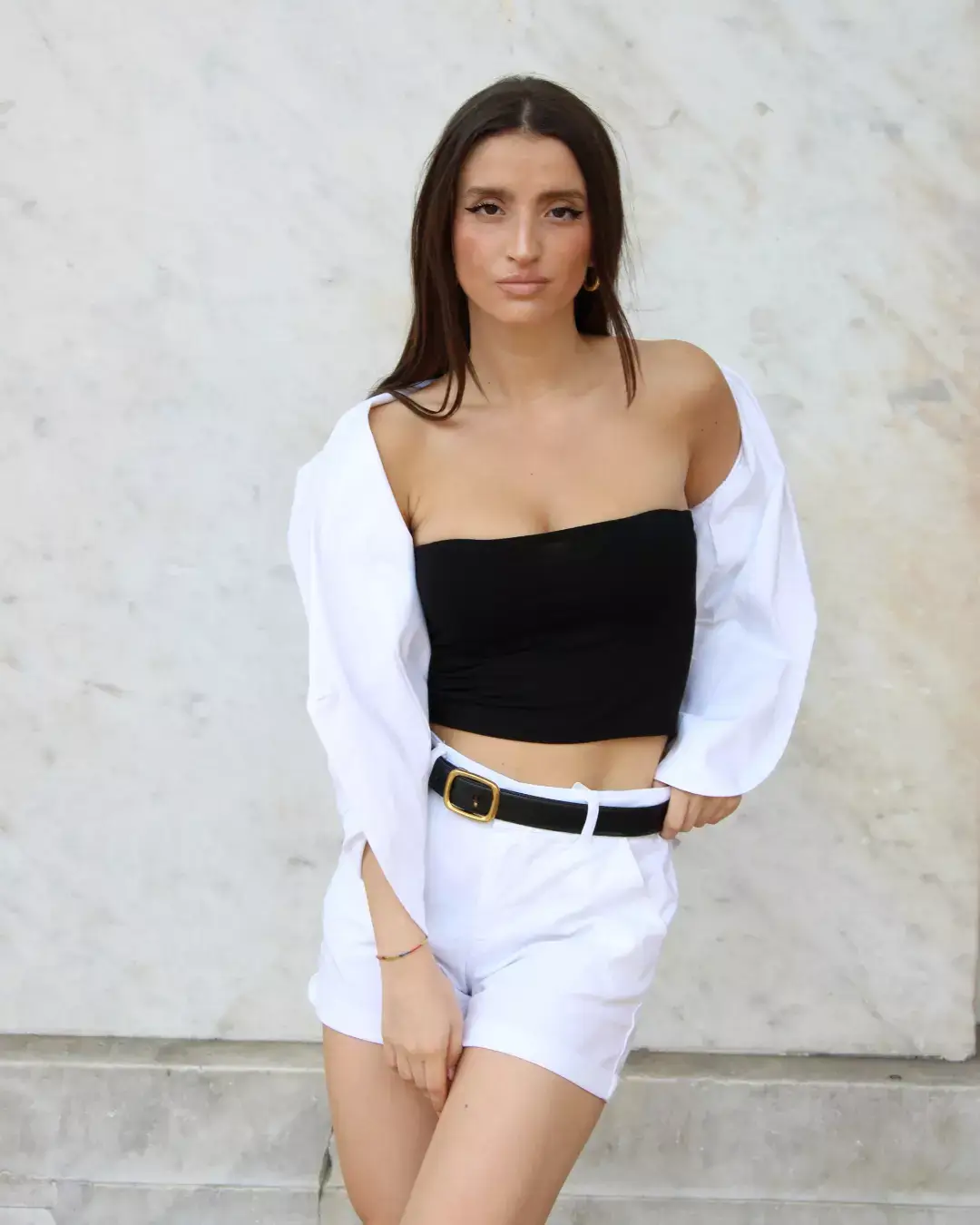 outfit inspo for women summer 2026 Clean Contrast with a Minimalist Edge