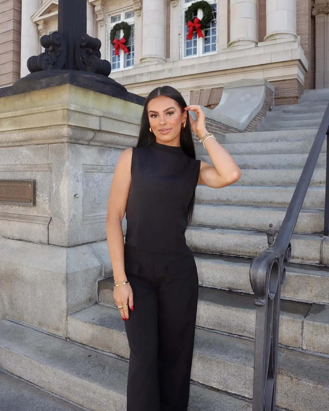 summer business casual outfit 2026 All Black Simplicity That Speaks for Itself