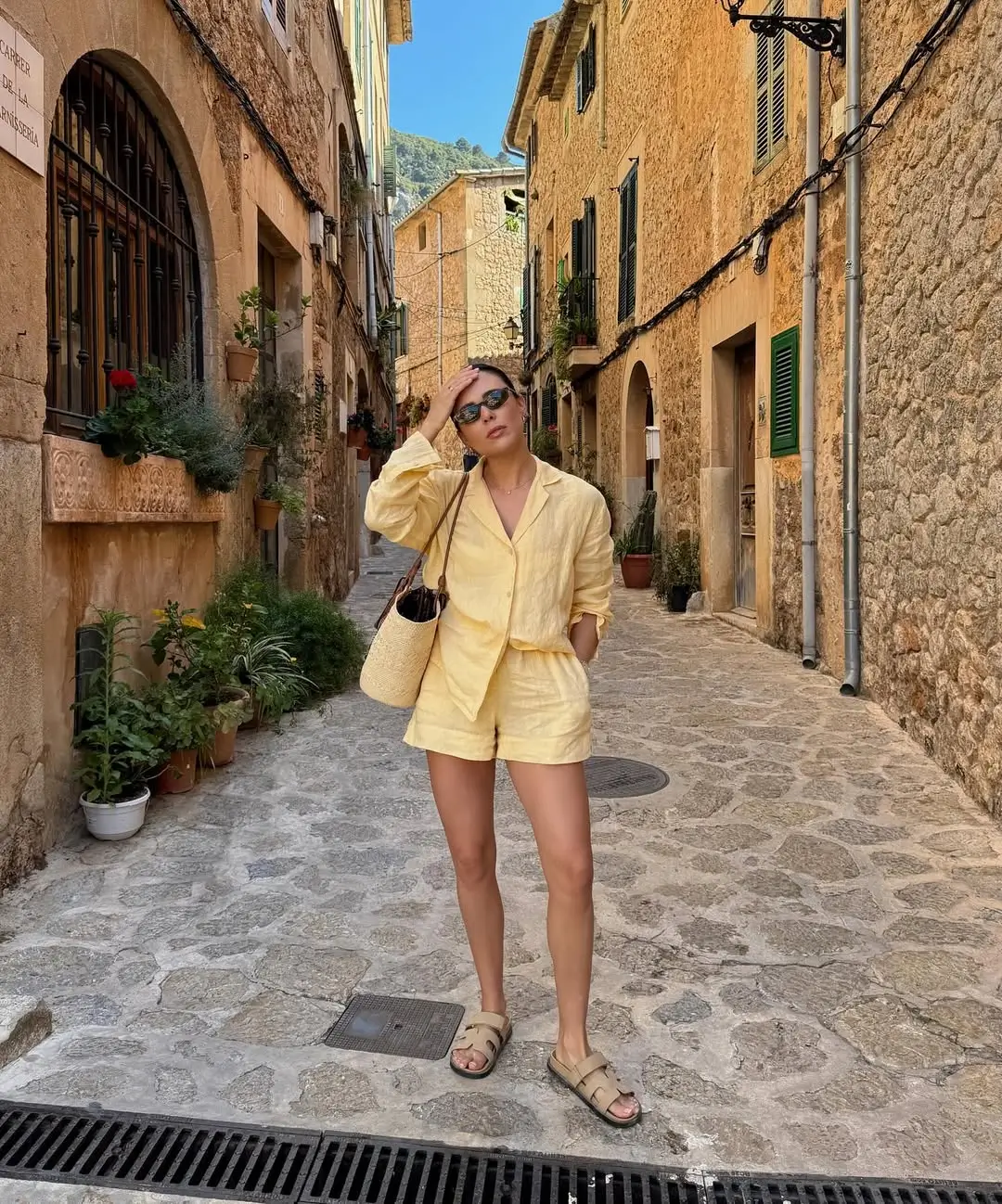 summer linen outfits 2026 Soft Yellow Linen & That Effortless Italian Mood