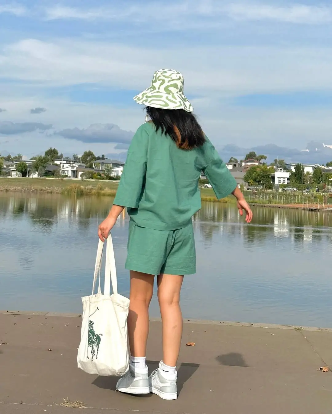 summer linen outfits 2026 Relaxed Green Linen Set & Casual Summer Freedom