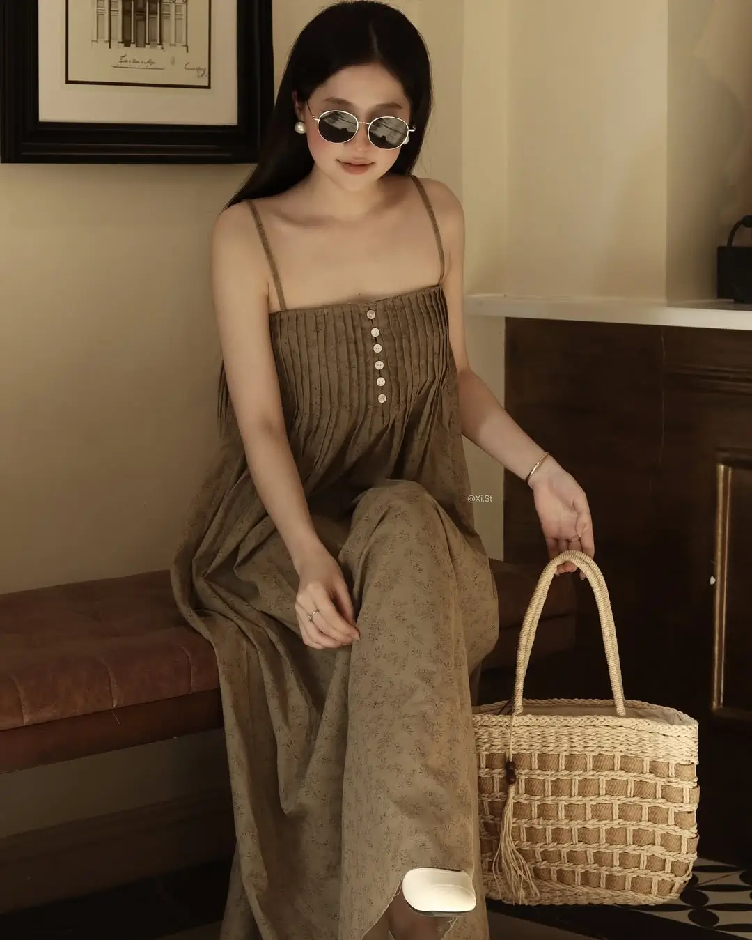 summer linen outfits 2026 Brown Linen Maxi Dress & Quiet Boho Elegance