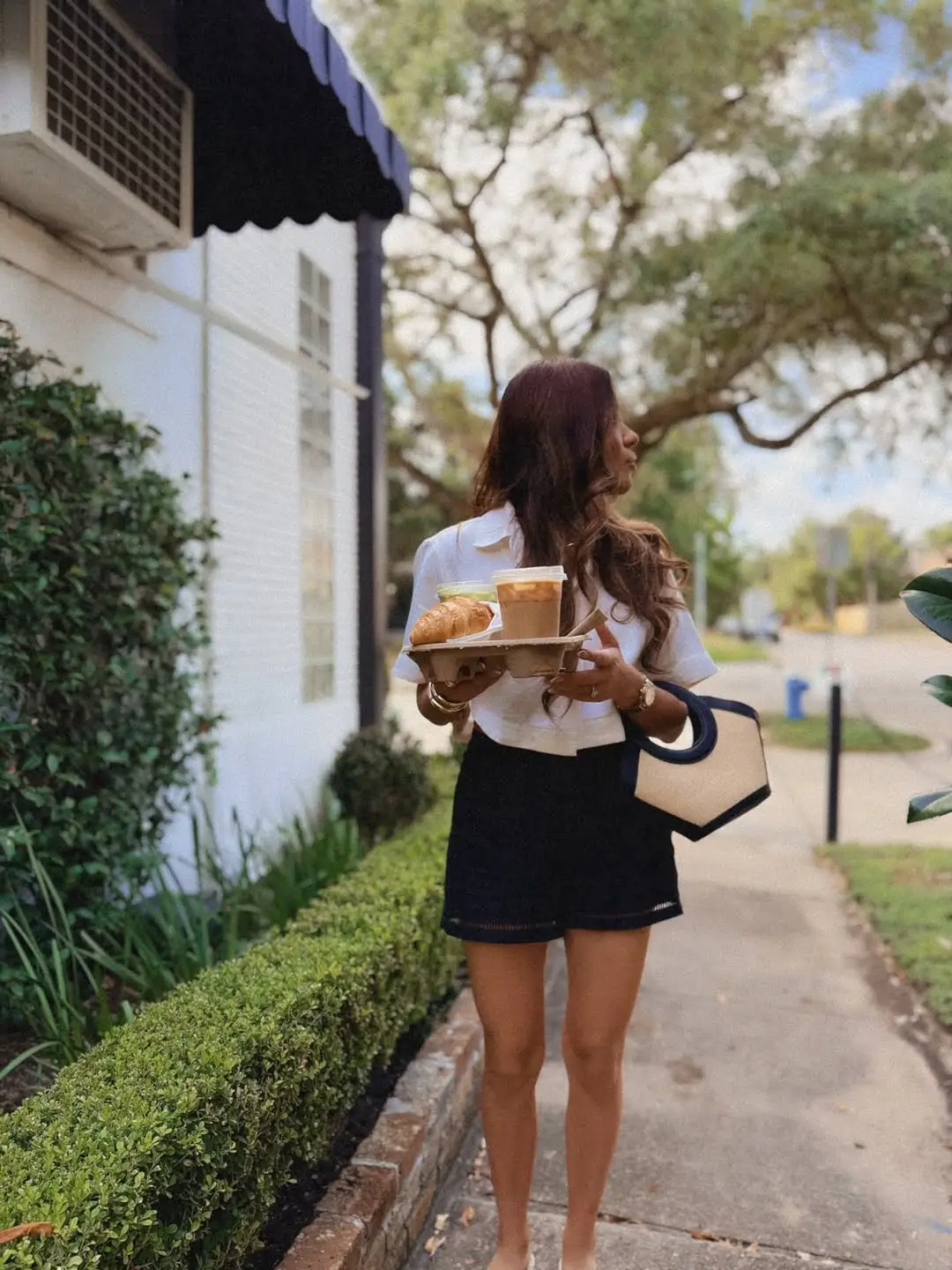 summer linen outfits 2026 Black & White Linen That Feels Like a Morning Ritual