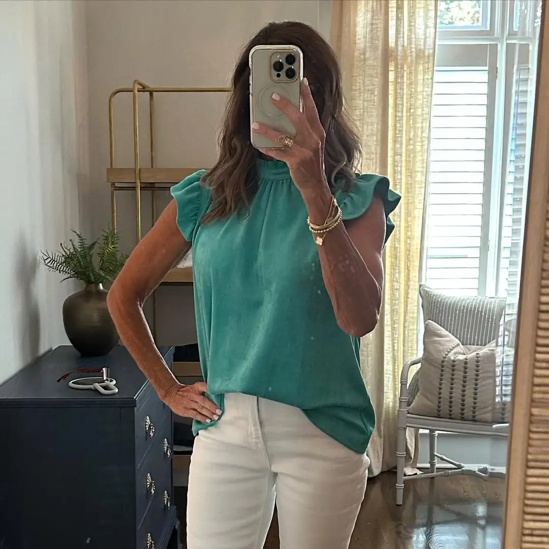 summer sleeveless tops 2026 Soft Green & Light Layers: The Quiet Luxury of Everyday Summer