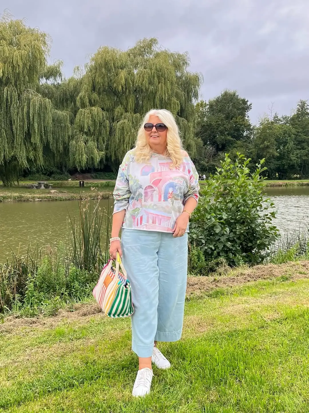 trendy midsize outfits summer 2026 Soft Pastels and Easy Layers for Everyday Calm