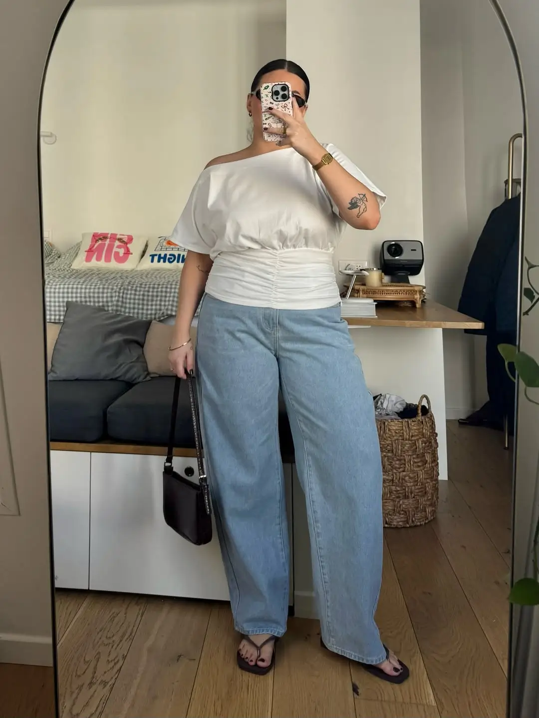 trendy midsize outfits summer 2026 Off-Shoulder Soft Structure with Light Denim