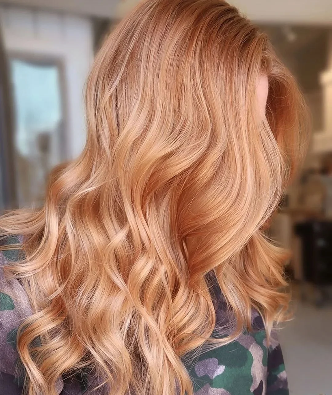 bright summer apricot blonde hair color 2026 Glossy Apricot Champagne Waves for Late Summer Evenings
