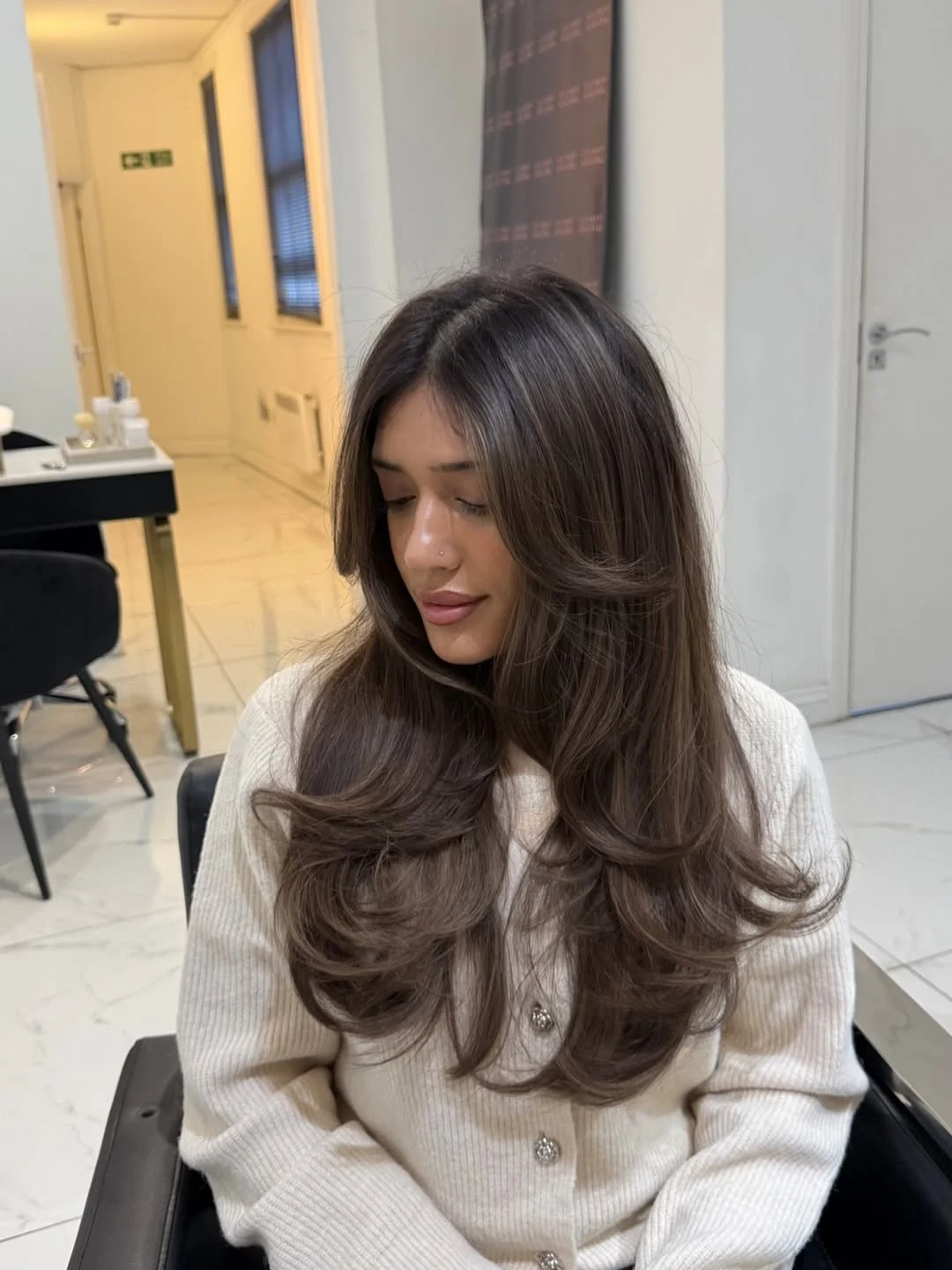 glossy summer hair color for brown skin 2026 Deep Espresso Brunette With Glossy Luxe Waves