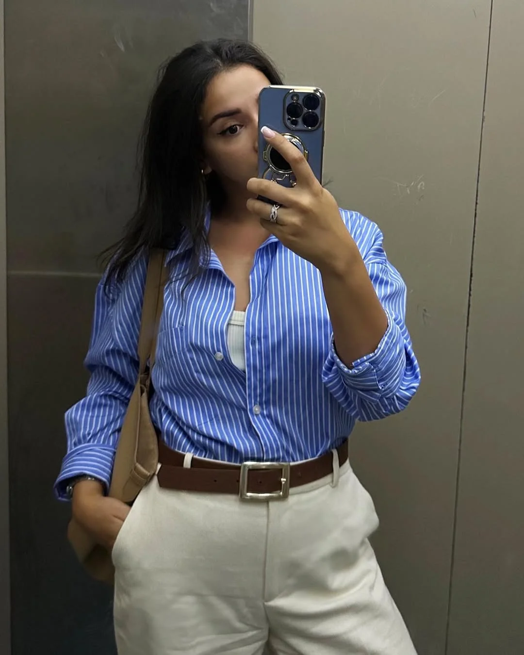 June Outfits Ideas for women 2026 The Blue Striped Shirt Look I Keep Recreating