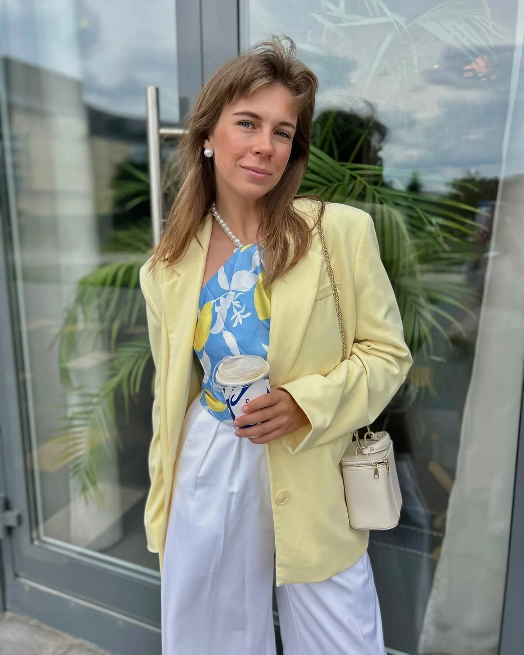 June Outfits Ideas for women 2026 Pastel Blazers That Brighten Up June Workwear