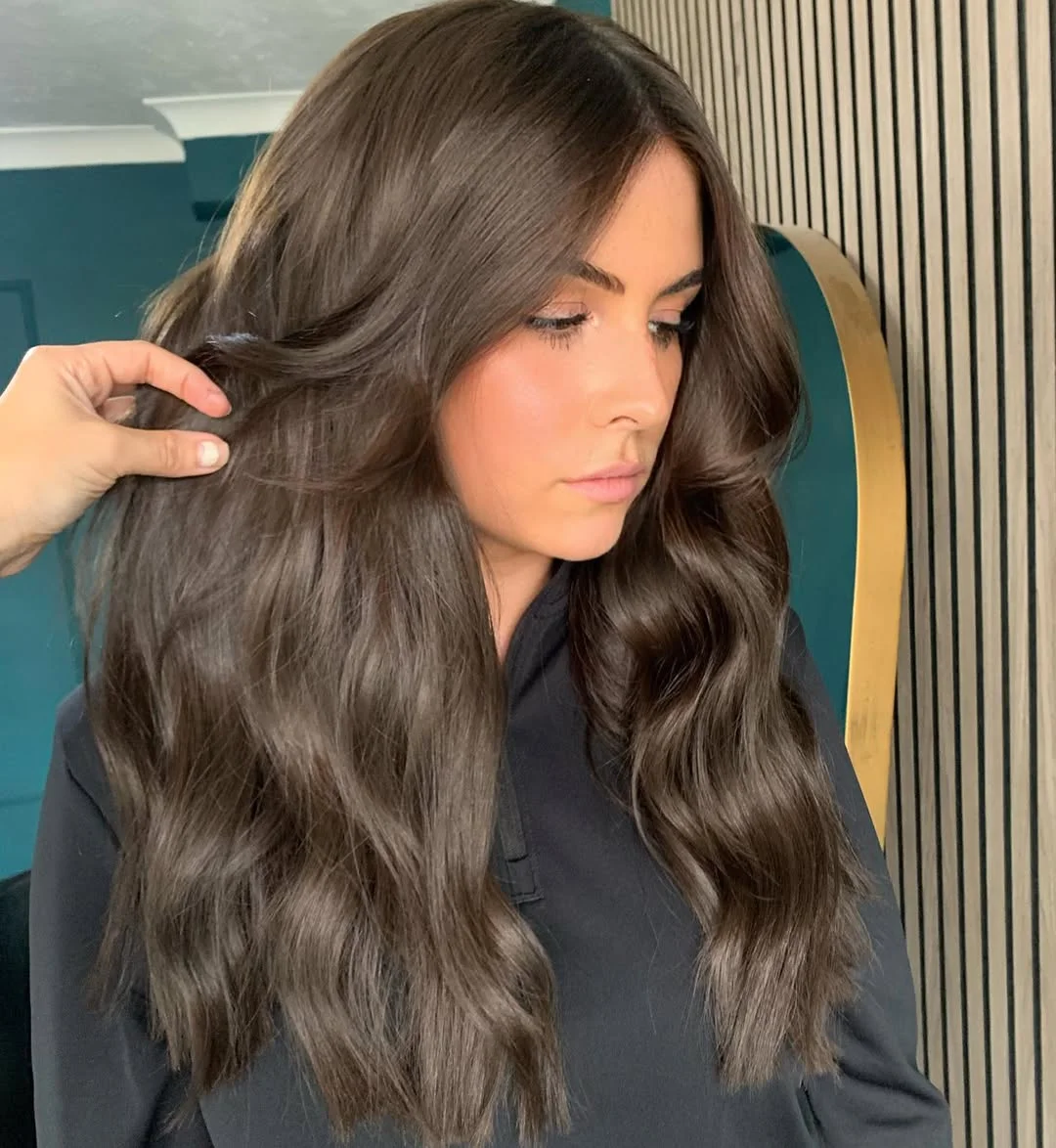 lived-in summer ash brown hair color 2026 Deep Espresso Ash Brown With Velvet Waves