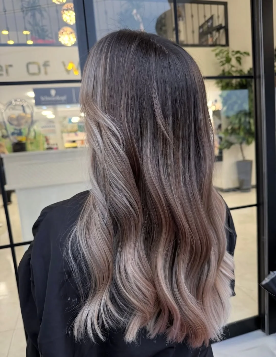 natural summer quick hairstyles 2026 Cool-Toned Blended Waves with Soft Dimension