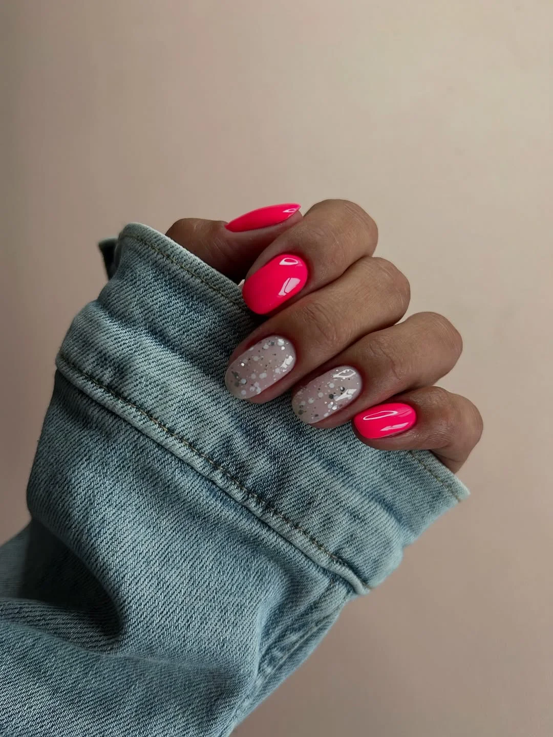 neon summer nails 2026 Hot Pink Glitter Nails That Catch Every Bit Of Summer Light