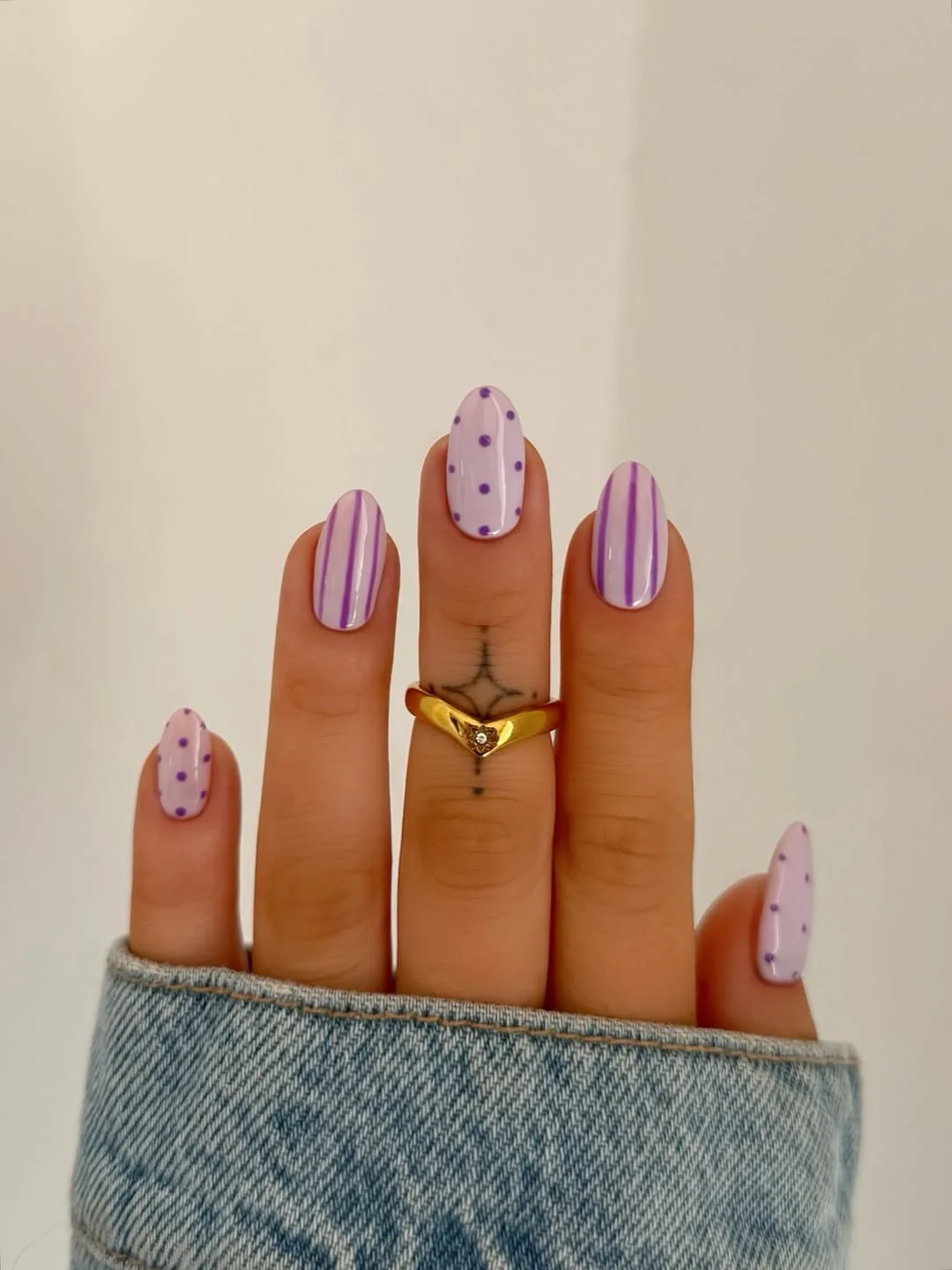 polka dot summer nails 2026 Lavender Stripes and Dots With Retro Energy