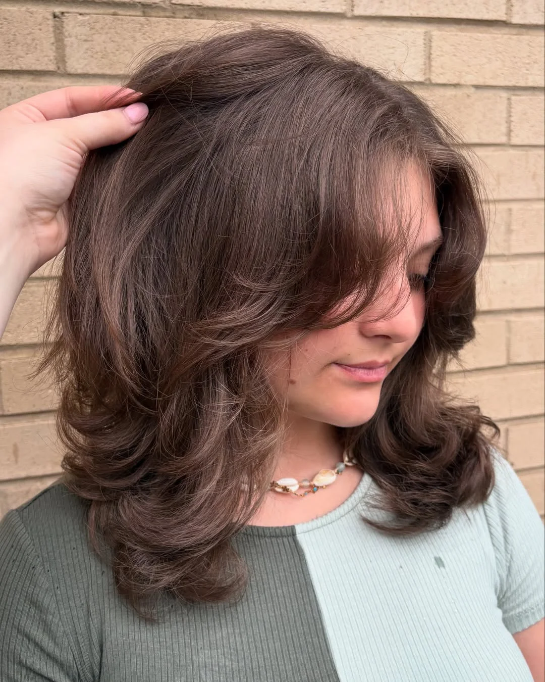 salon summer haircuts for medium hair 2026 Voluminous Butterfly Layers with Face Framing Lift