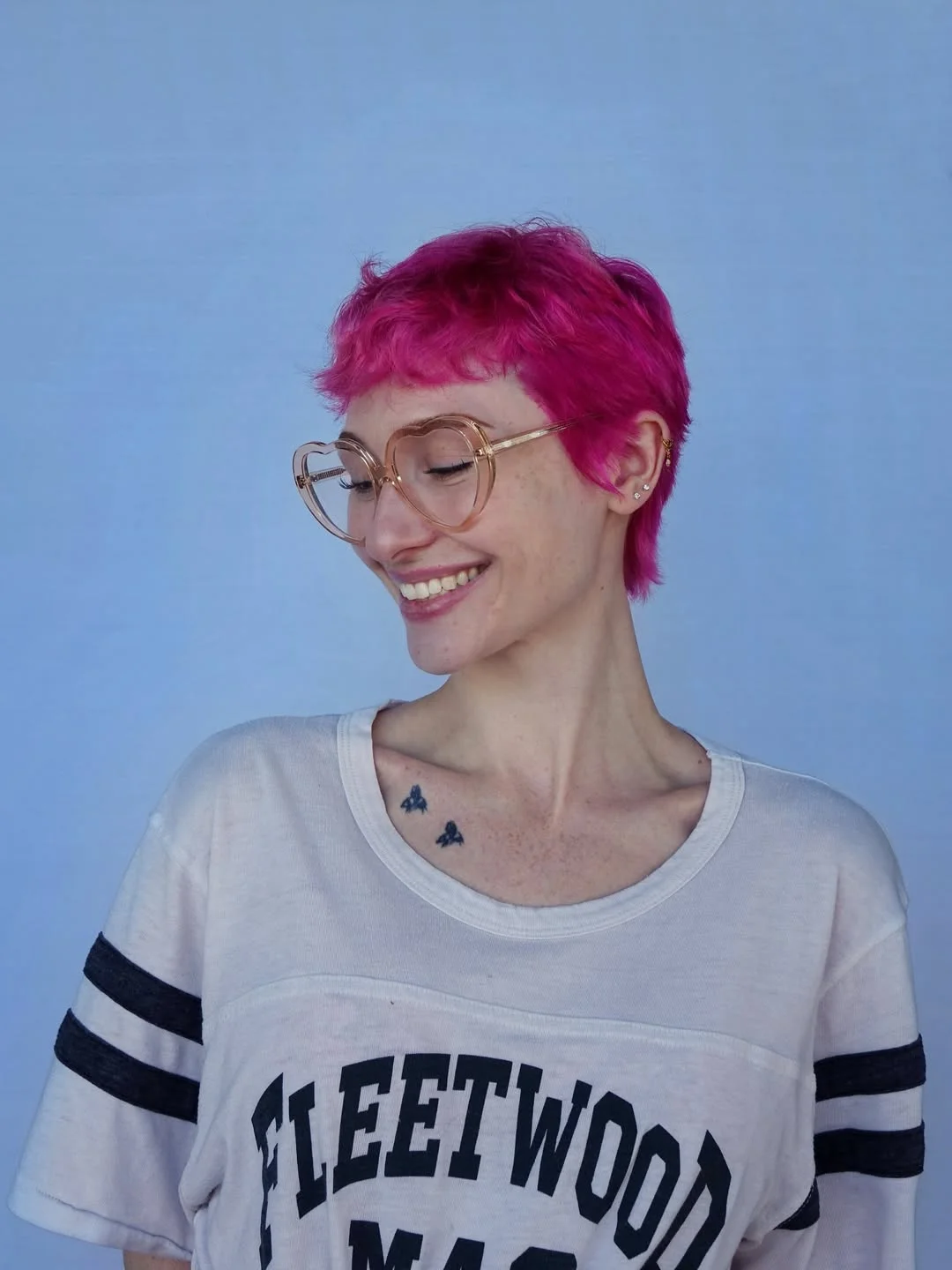 salon summer pixie haircuts 2026 Hot Pink Pixie Mullet With Playful Summer Energy