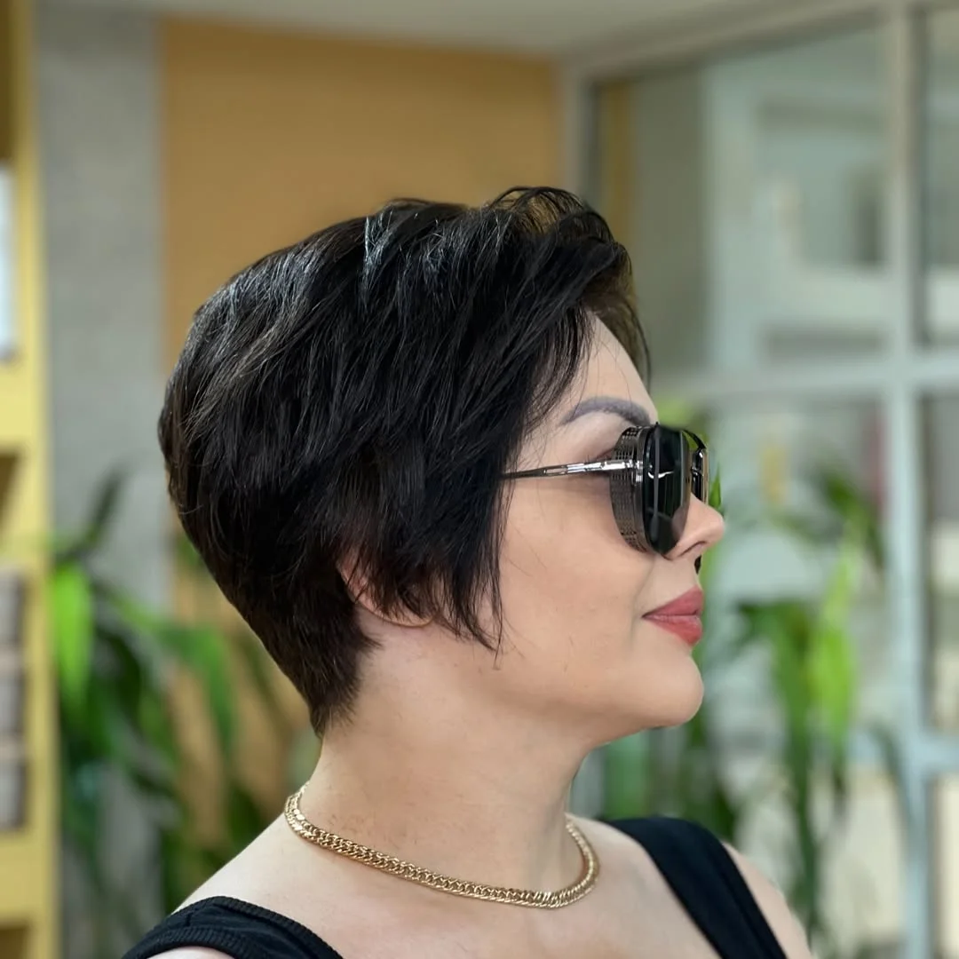 salon summer pixie haircuts 2026 Sleek Black Pixie With Sculpted Elegance