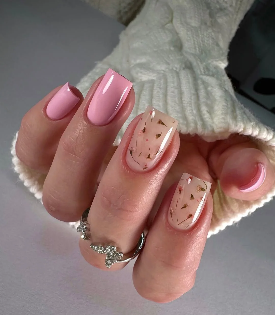 short gel nails summer 2026 Glossy Pink Florals With a Soft Botanical Finish