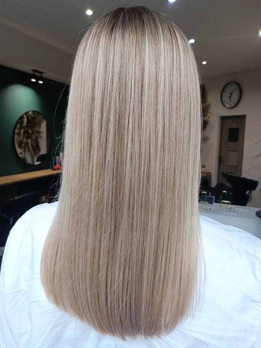 stylish summer haircuts for plus size women 2026 Ultra sleek icy length with precision ends