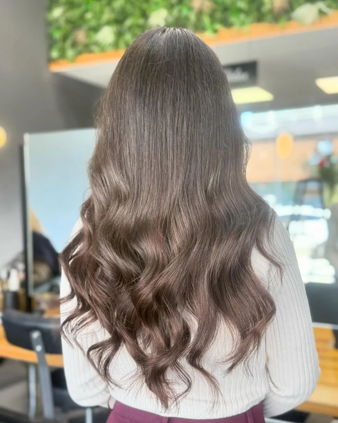 stylish summer haircuts for plus size women 2026 Soft cool-toned waves with natural density
