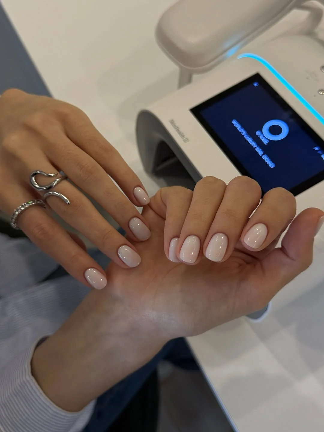 summer gel nails 2026 Milky Gloss Nails That Make Every Summer Outfit Look Expensive