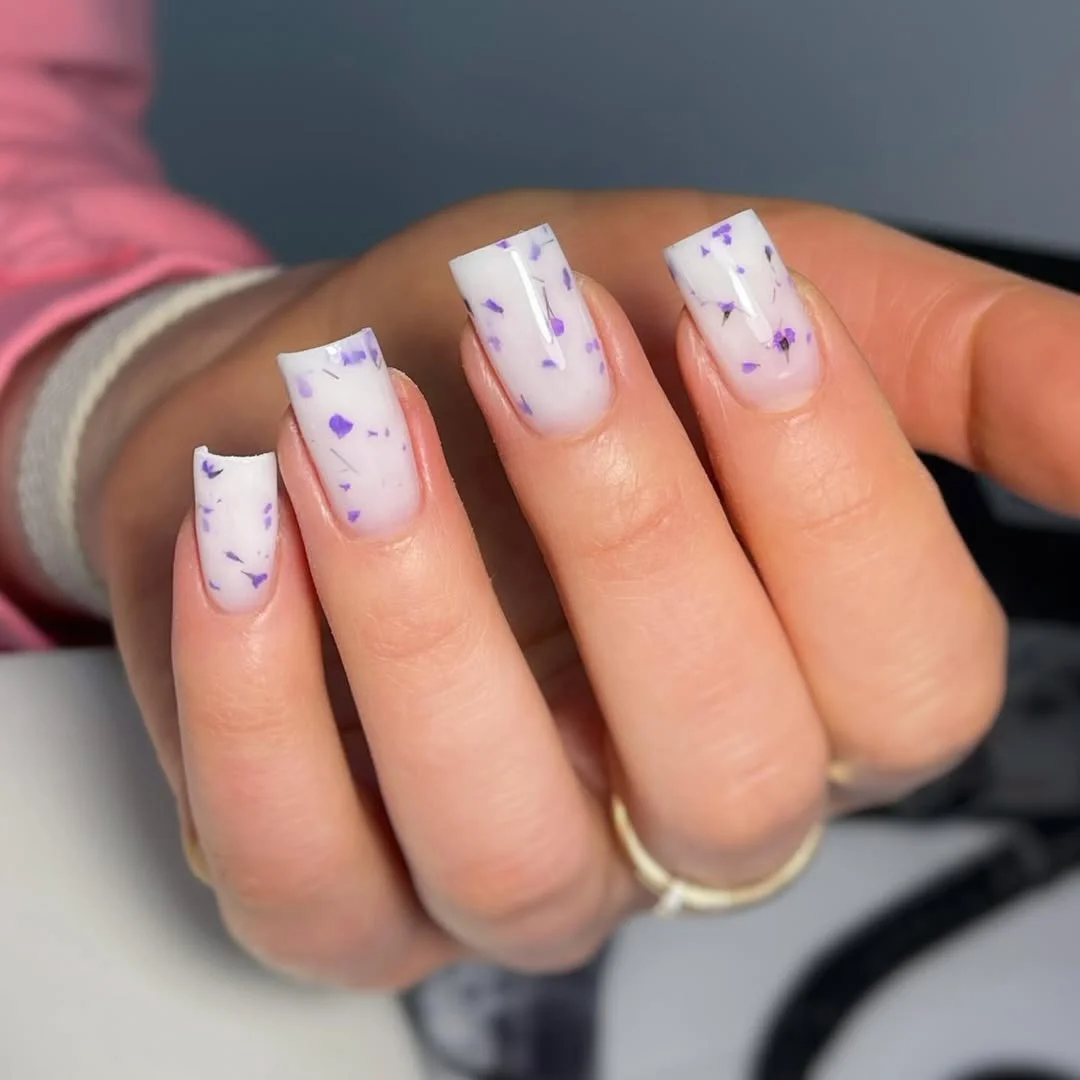summer nail art 2026 Lavender Speckled Nails With Soft Retro Energy