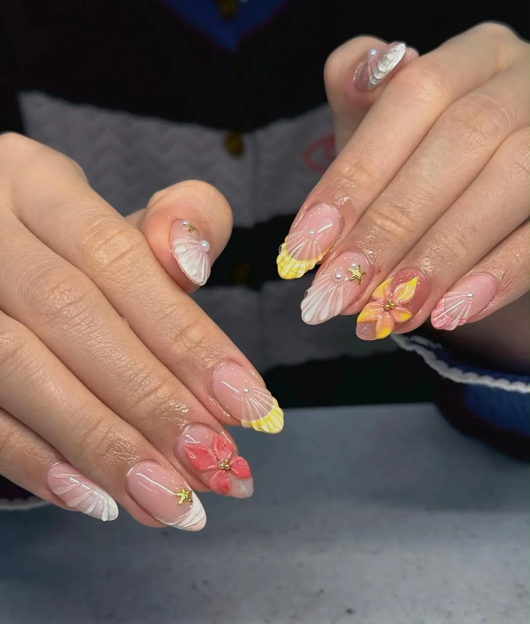 Summer nails for every day 2026 Seashell Florals by the Shore