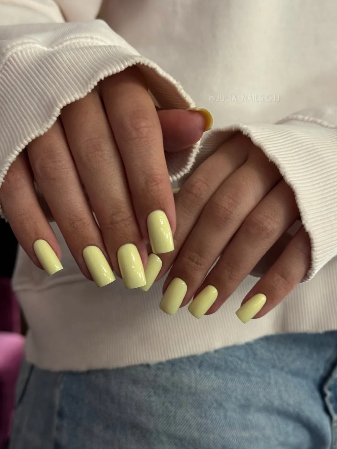 Summer nails for every day 2026 Butter Yellow Everyday Chic