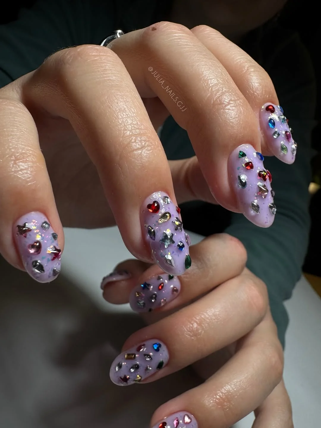 Summer nails for every day 2026 Lavender Jewelbox Glamour