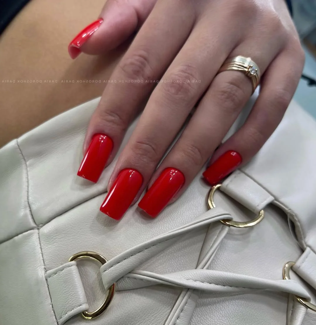 summer nails one color 2026 Classic Bright Red That Never Misses