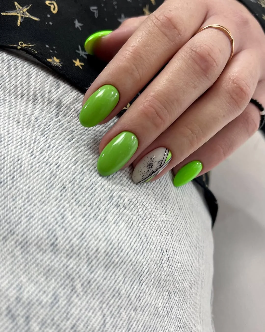 summer nails one color 2026 Fresh Lime Green for a Playful Seasonal Update