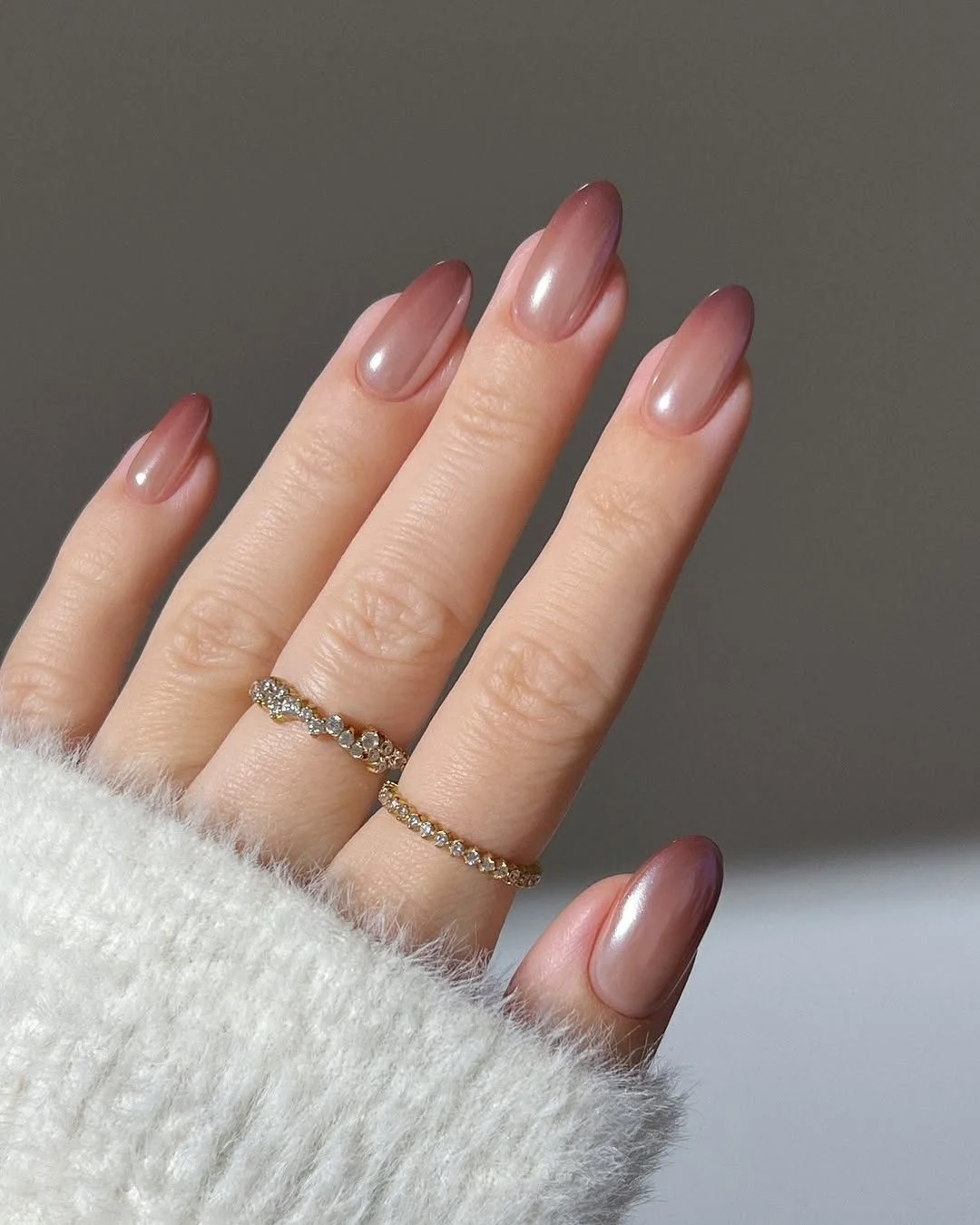 summer ombre nails 2026 Mocha Pearl Ombre for Elegant Minimalist Summer Nails