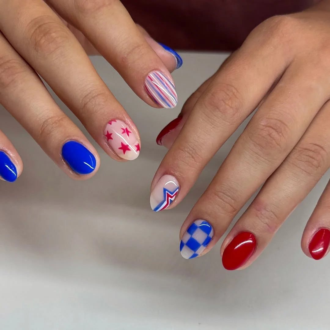 usa nails 2026 Graphic Stars and Retro Color Blocking