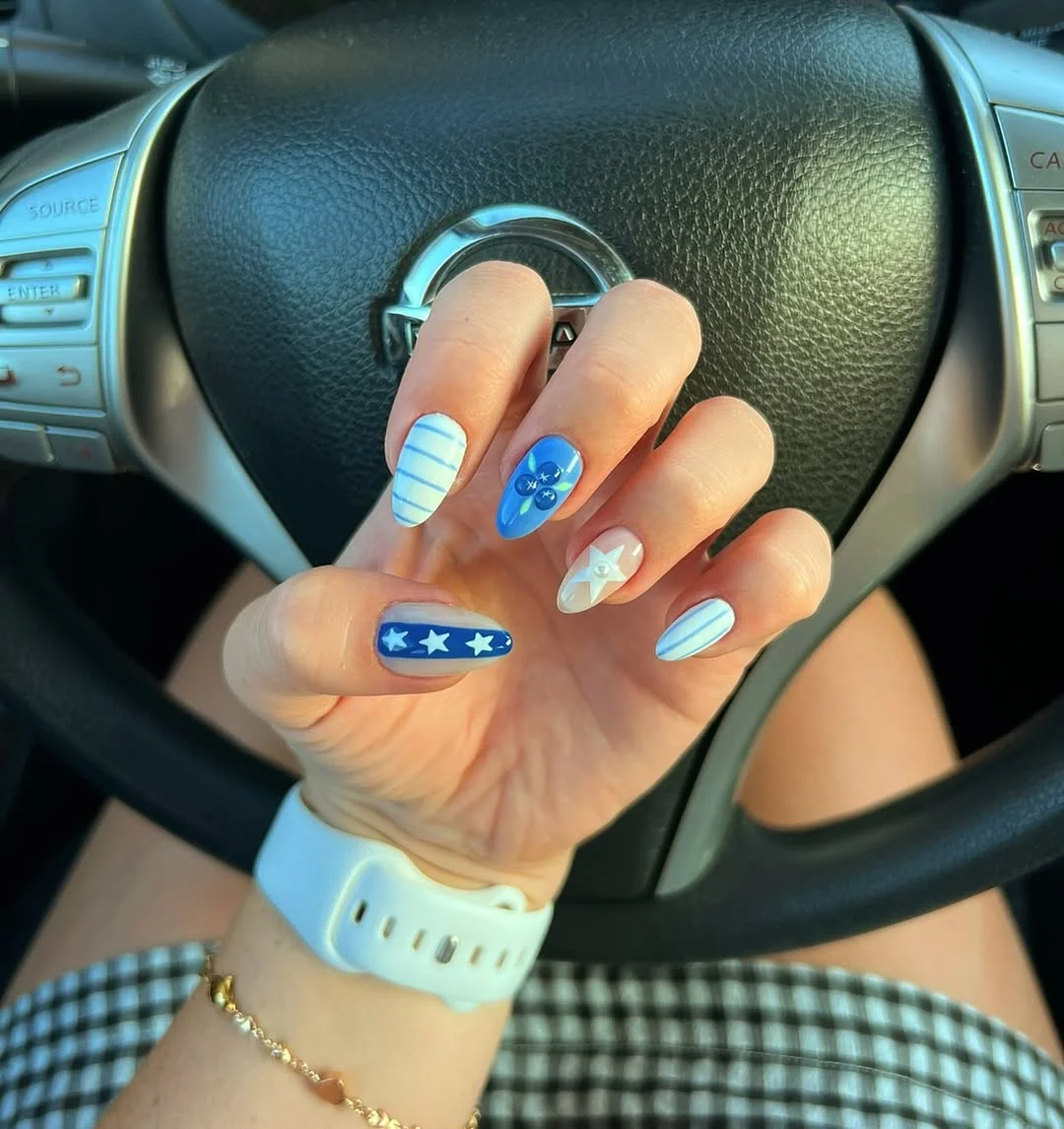 usa nails 2026 Soft Blue Stars for Everyday Summer Style