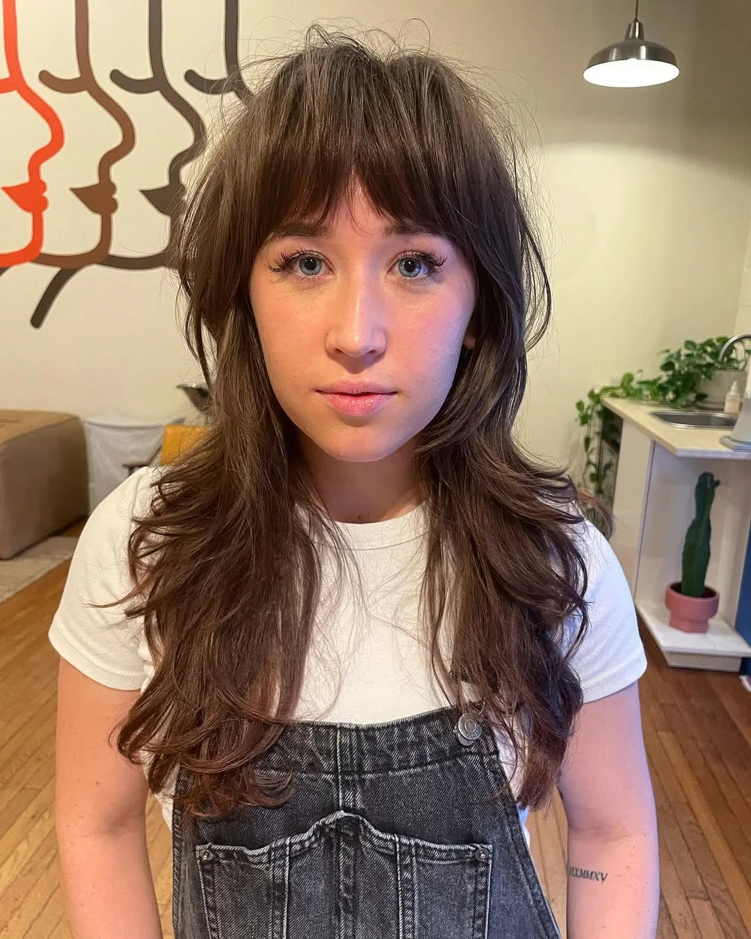 voluminous summer shag hairstyle 2026 Classic Medium Shag with Soft Volume and Full Fringe